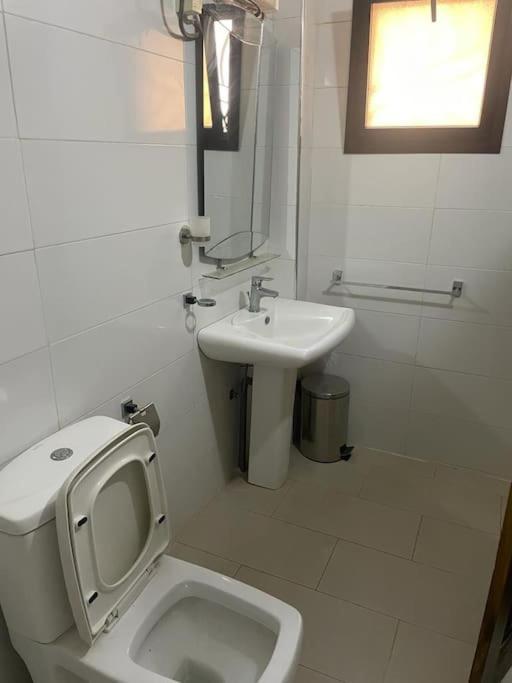 Appartement A Residence Mamouja ダカール エクステリア 写真